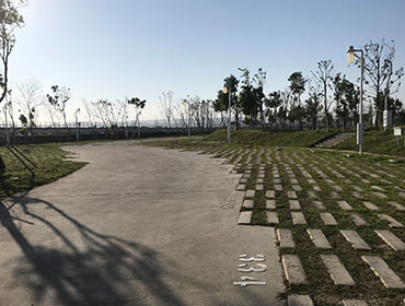 北側停車場停車格