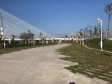 北側停車場停車格